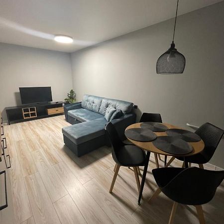 Mb Livinga Apartamentai Naftininku G Możejki Zewnętrze zdjęcie